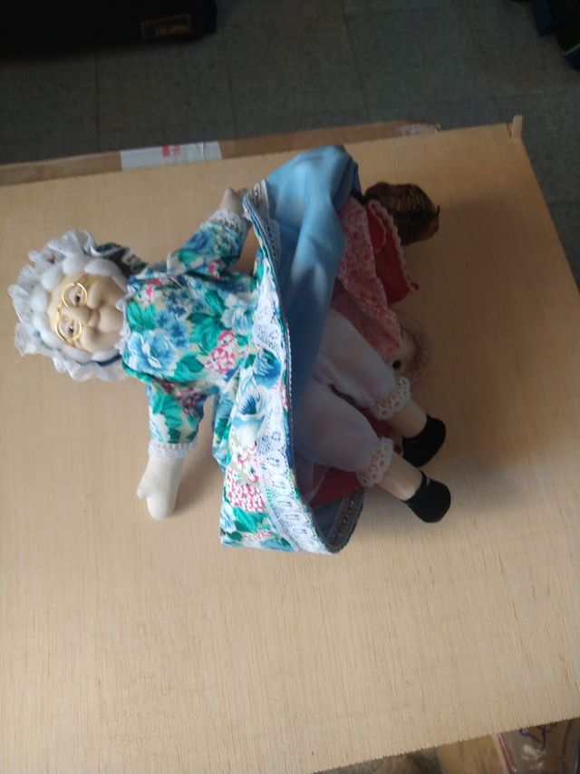 Caperucita y su abuelita