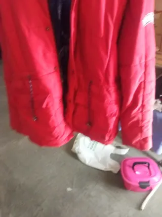 Chaqueta Desigual capucha roja hombre