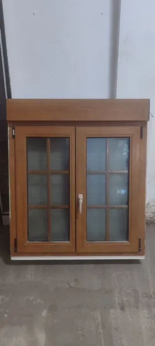 Ventana Oscilobatiente PVC Madera