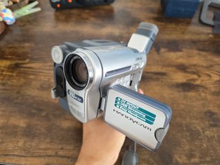 Videocámara Sony Digital 8 TRV265E