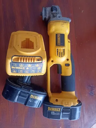 Amoladora DeWalt 18V con 2 baterías