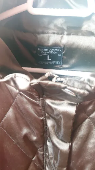 Cazadora acolchada marrón mujer