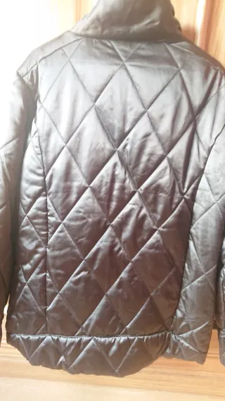 Cazadora acolchada marrón mujer