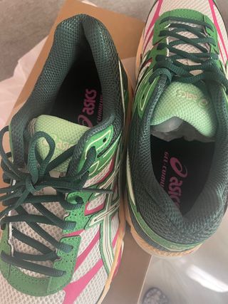 ASICS Gel-Cumulus 16 Deportivas Talla 43. 5