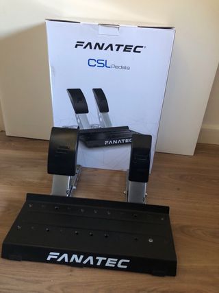 Fanatec CSL Elite V1.1 Volante + Pedales Pc y Xbox