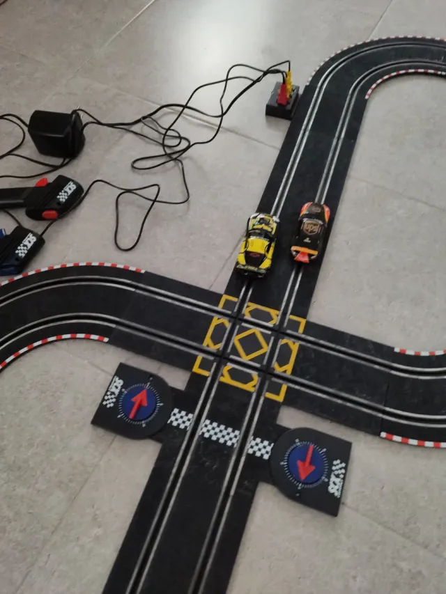 Scalextric Compact GT