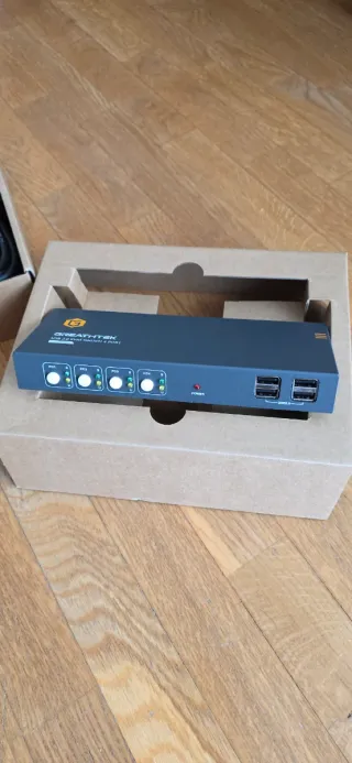 KVM Switch HDMI USB 3.0 4K@60Hz 4 Puertos