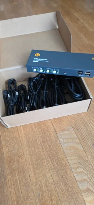 KVM Switch HDMI USB 3.0 4K@60Hz 4 Puertos