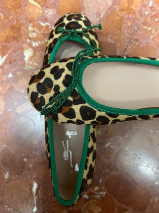 Manoletinas leopardo y verde talla 37