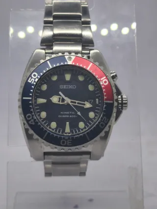 Reloj Seiko Kinetic Diver's 200m