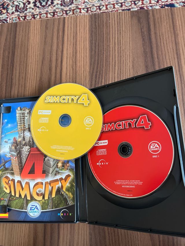 Pack de 5 jogos para PC: Total Annihilation, SimCity 4, PC Fit, TV Giant, Giants: Citizen Kabuto