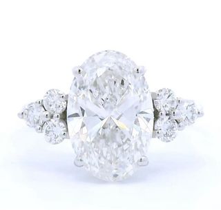 Anillo Diamante Ovalado 3ct Oro Blanco 14K IGI