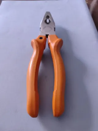 Alicate Universal Canora