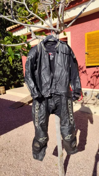 Mono 2 piezas Alpinestars talla 52