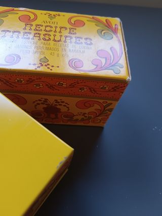 AVON Caja vintage
