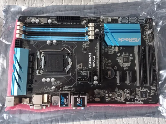Placa Base ASRock H97 Pro4 (No Funciona)