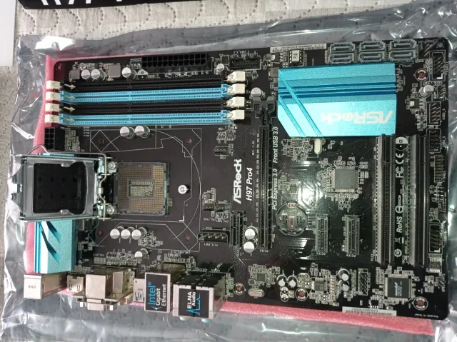 Placa Base ASRock H97 Pro4 (No Funciona)