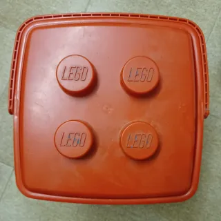 Secchiello Lego Rosso con mattoncini