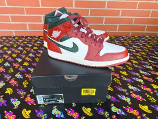 Jordan 1 Mid