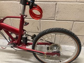 Bicicleta Hador plegable roja