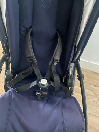 Bugaboo Bee 5 con capazo y funda para lluvia