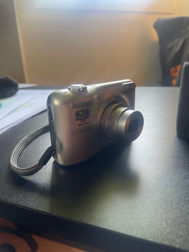 Cámara Nikon COOLPIX L29 Plata