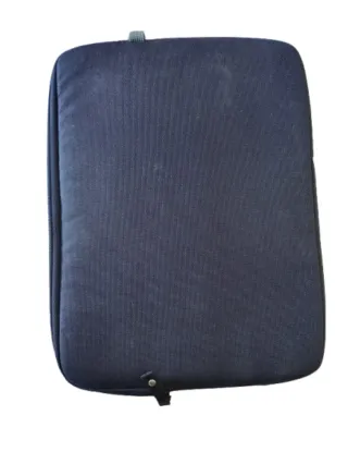 Funda portátil Case Logic.