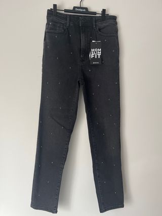 Pantalón vaquero Stradivarius Mom Slim Fit M