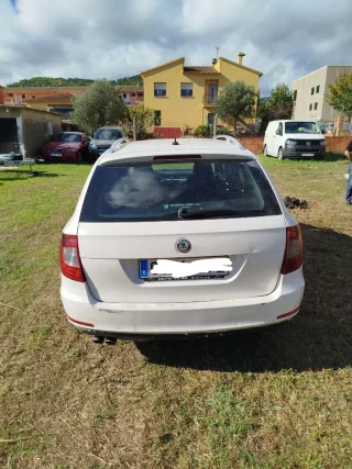 Skoda Superb 2010 Familiar