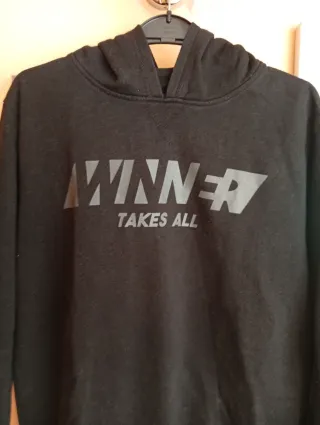 Sudadera Kiabi con capucha