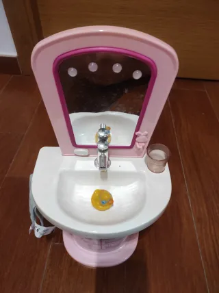 Tocador Baby Born con lavabo y accesorios
