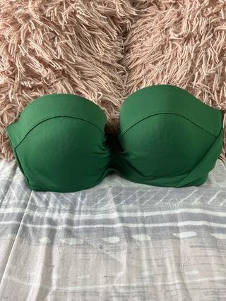 Bikini verde sin tirantes