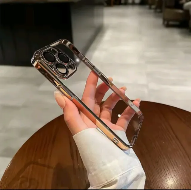 Custodia trasparente per cellulare