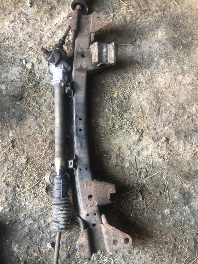 Cuna y Cremallera Dirección Seat 131