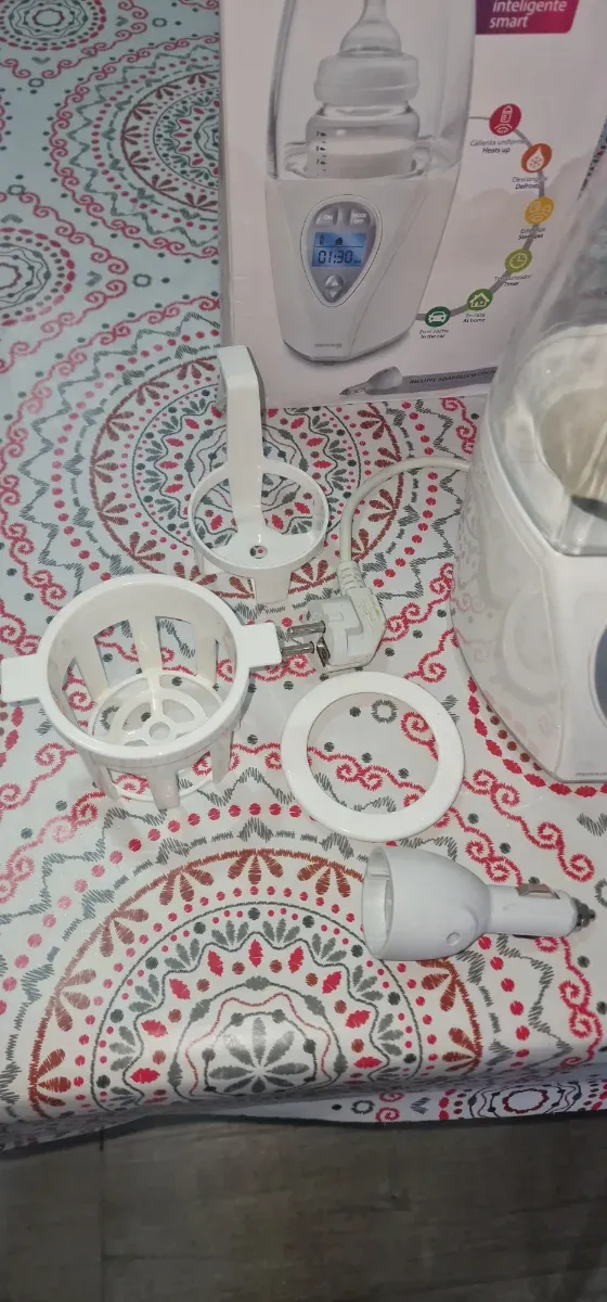 Calienta biberones Miniland con adaptador coche