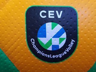 Balón Voleibol Pista indoor Mikasa V200W CEV