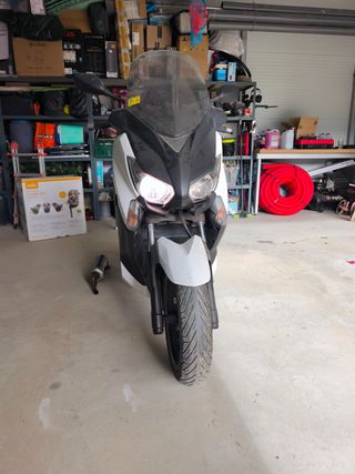 Yamaha Xmax 125