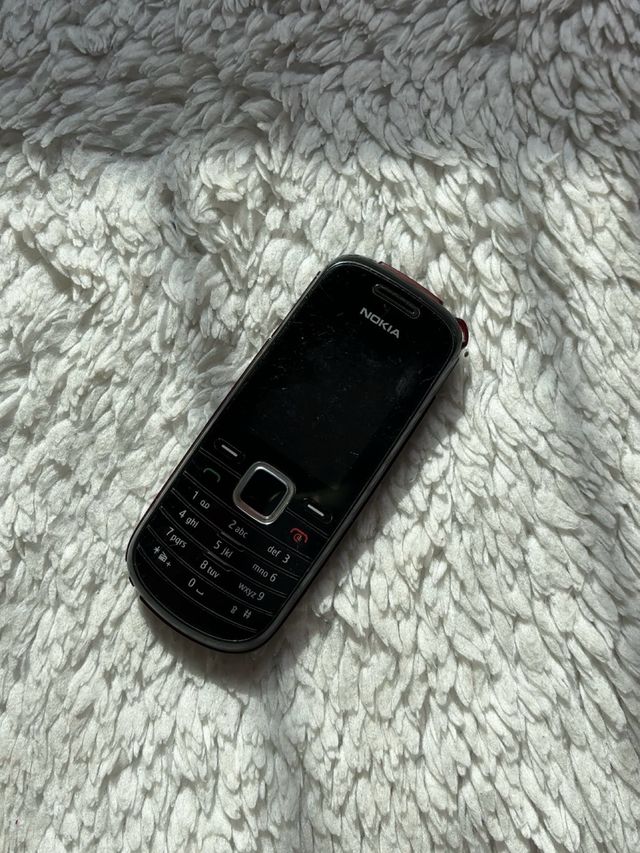 Móvil Nokia Negro