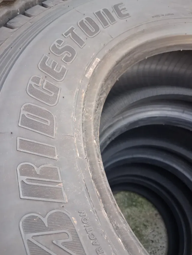 Neumáticos 245/70 R 17.5