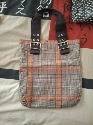 Bolso de mano de mujer