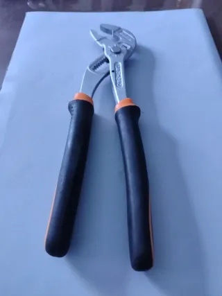 Alicate Beta Pico Loro Ref. 1047-240