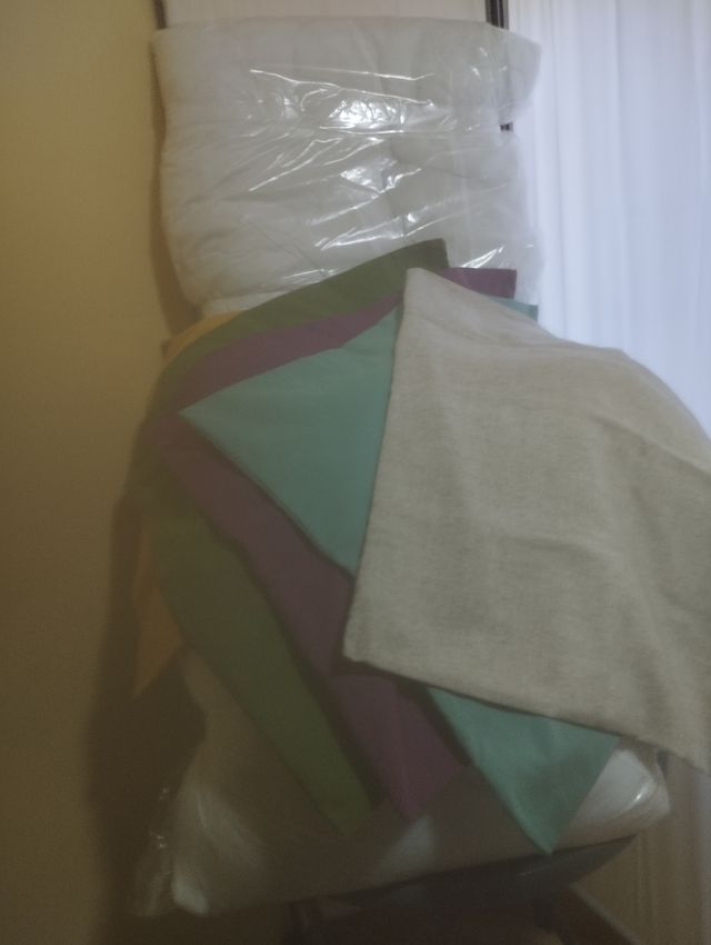 LOTE 6 COJINES Y FUNDAS 60 X 60 SIN ESTRENO PATUK