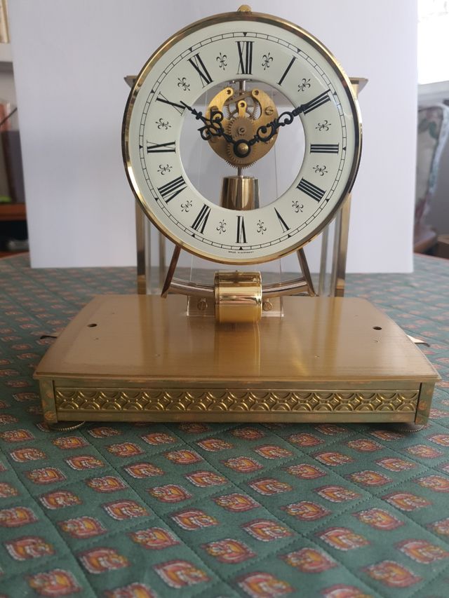 Reloj de péndulo eléctrico alemán Seth Thomas