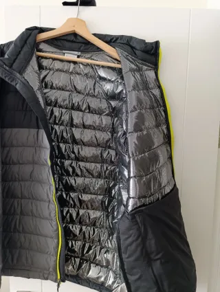 Chaqueta Columbia Negra y Gris