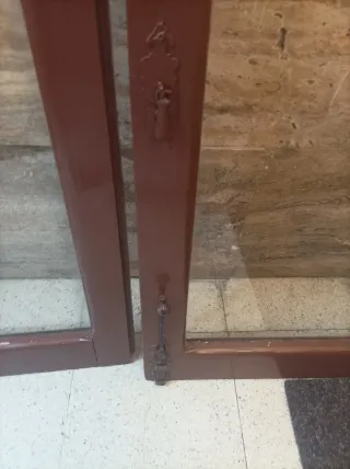 Puerta de ventana de madera 127:5 x 64