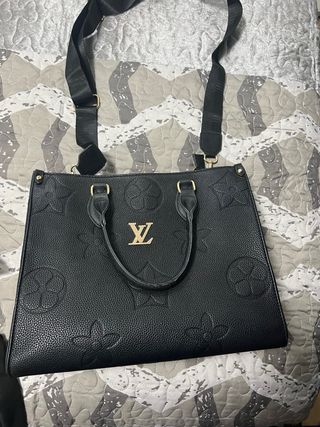 Bolso elegante Louis Vuitton negro