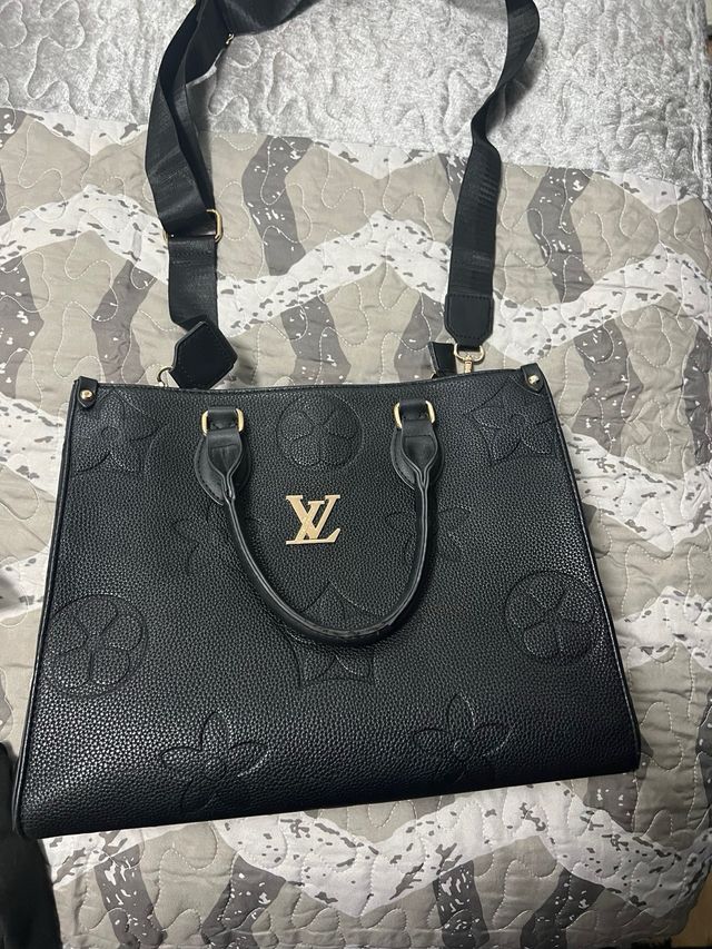 Borsa elegante Louis Vuitton nera