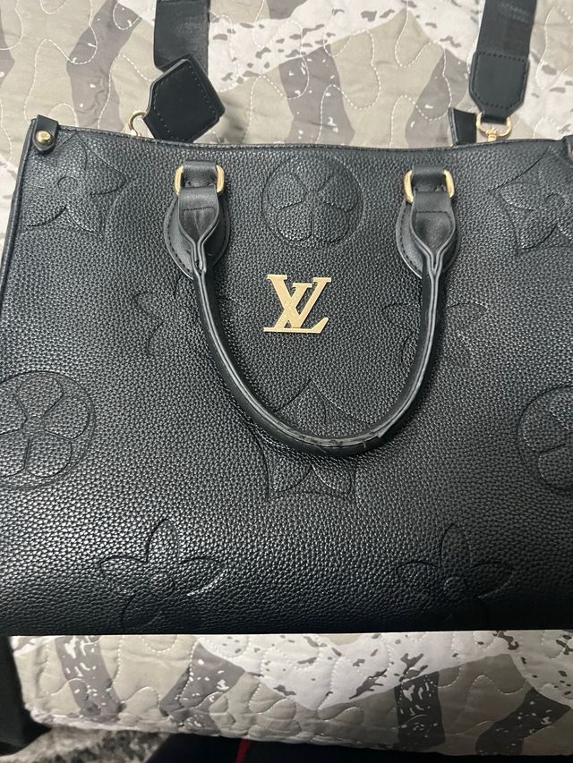 Borsa elegante Louis Vuitton nera