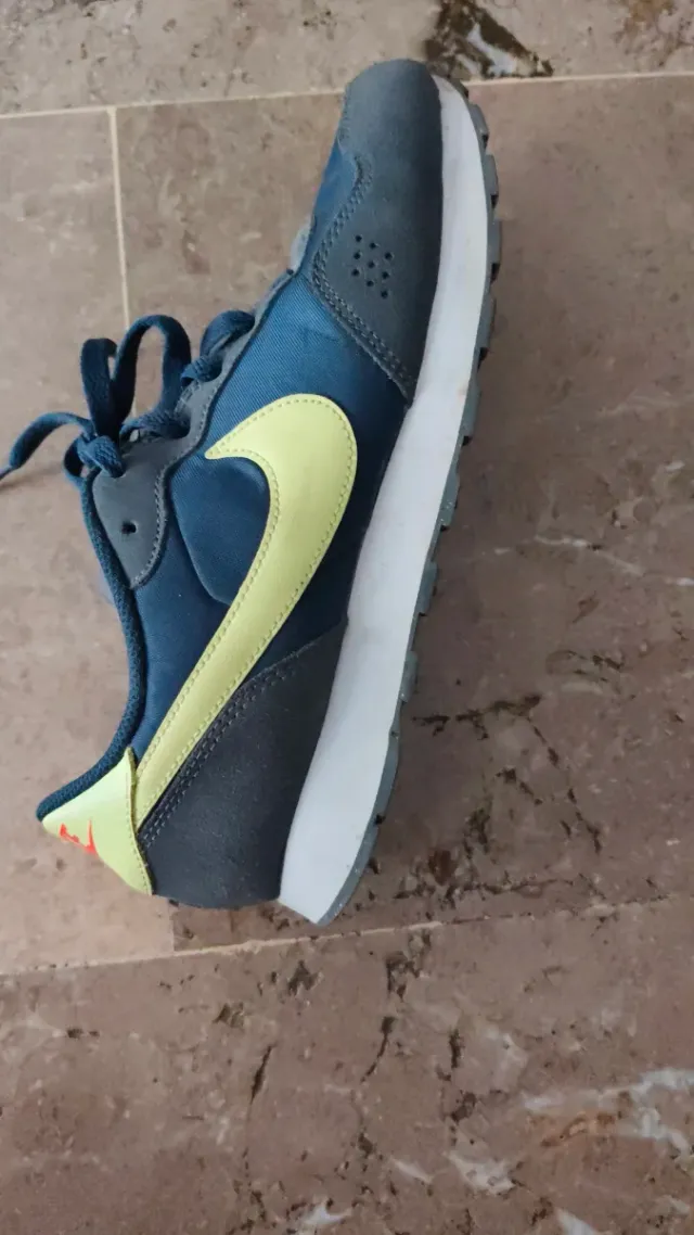 Zapatillas Nike Azul y Verde