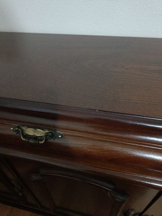 Aparador madera impecable